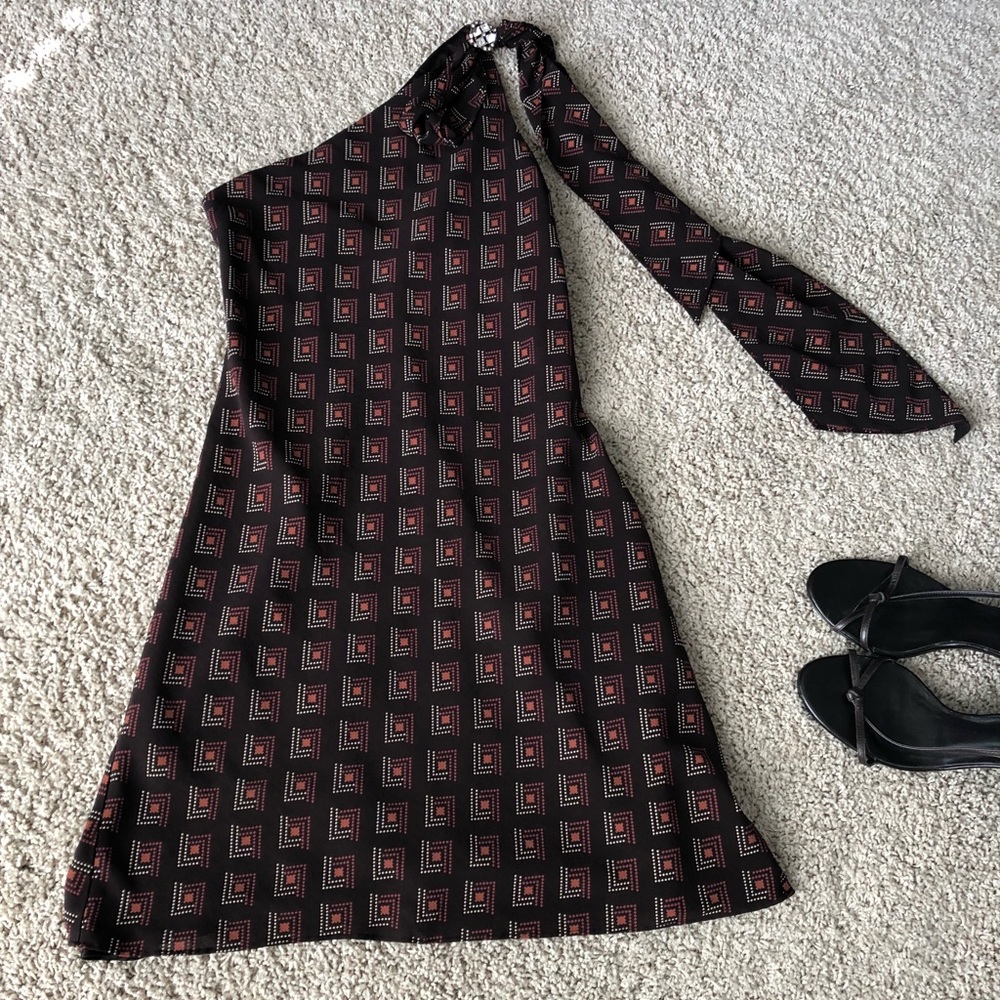 Sleeveless Laundry/Shelli Segal one shoulder dress